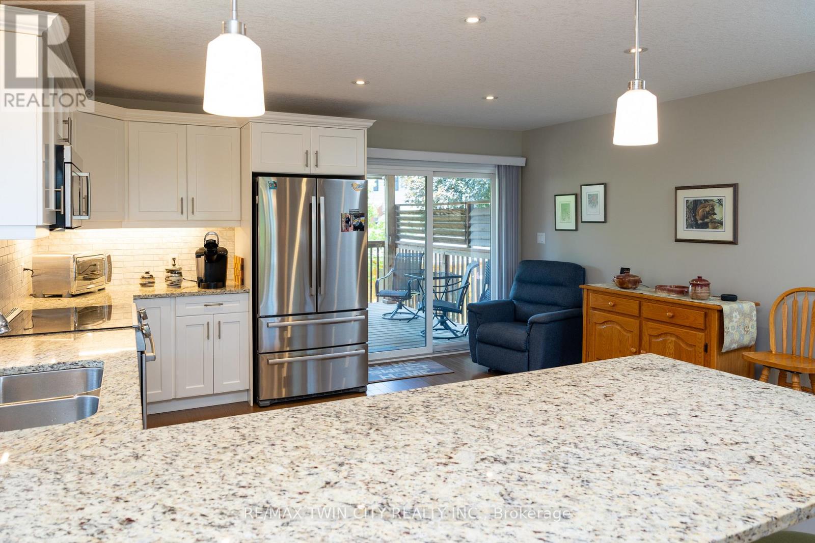 3-bedroom home for sale at 185 MOUNT PLEASANT STREET, Brantford ON · photo 16 of 28