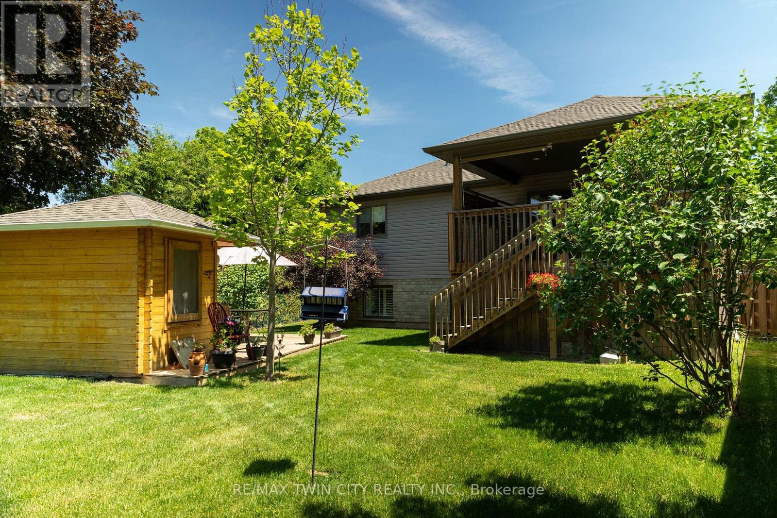 3-bedroom home for sale at 185 MOUNT PLEASANT STREET, Brantford ON · photo 9 of 28