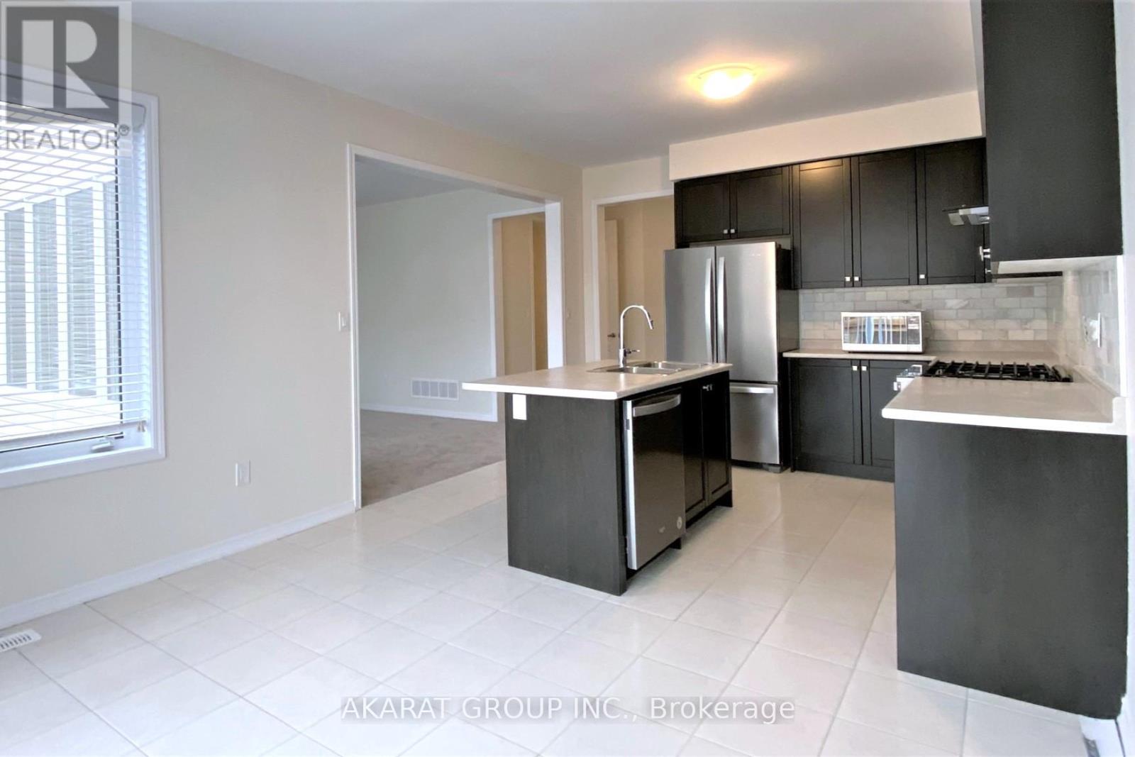 6 DOREEN DRIVE - Image 15