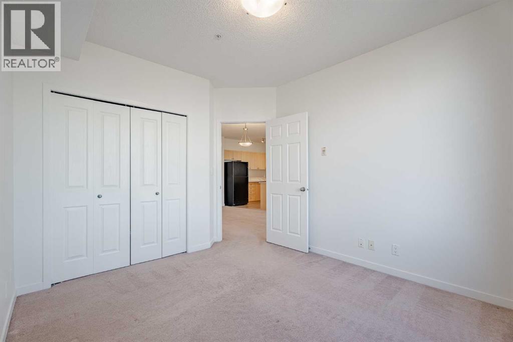 #1212 333 Taravista Drive NE - 18