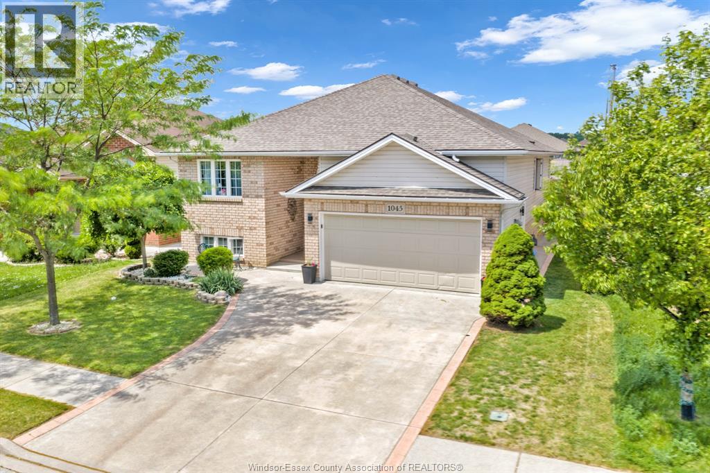 1045 CLOVER AVENUE - 1