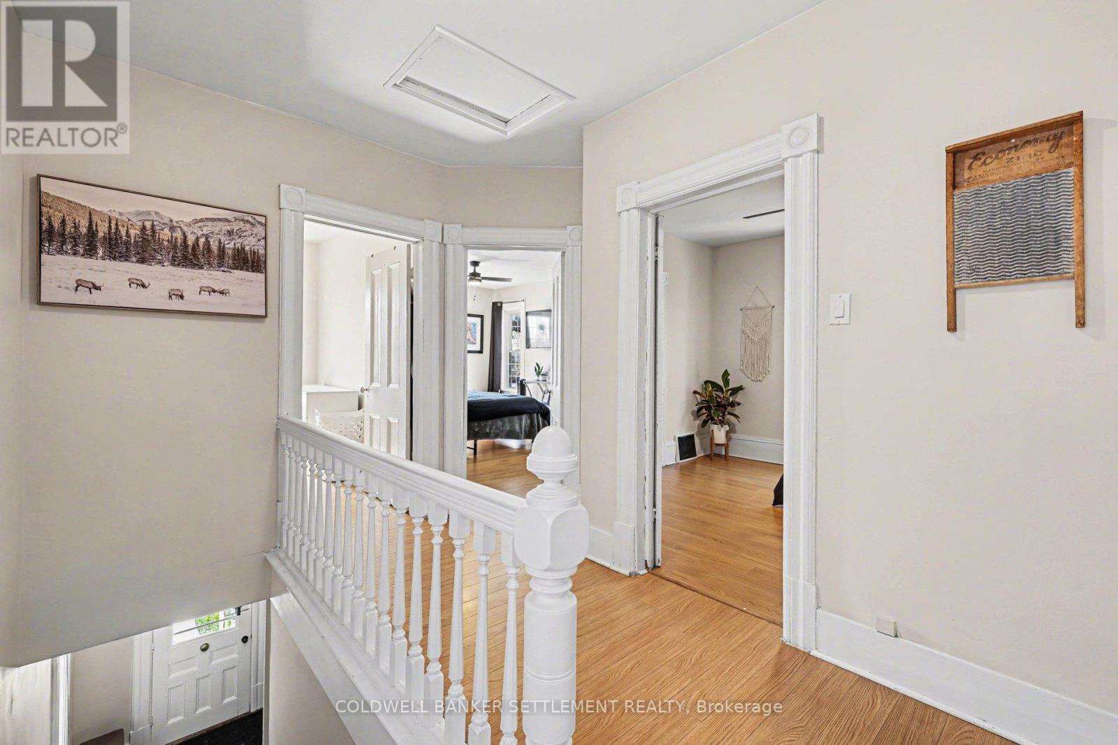 88 RUSSELL STREET E - 17