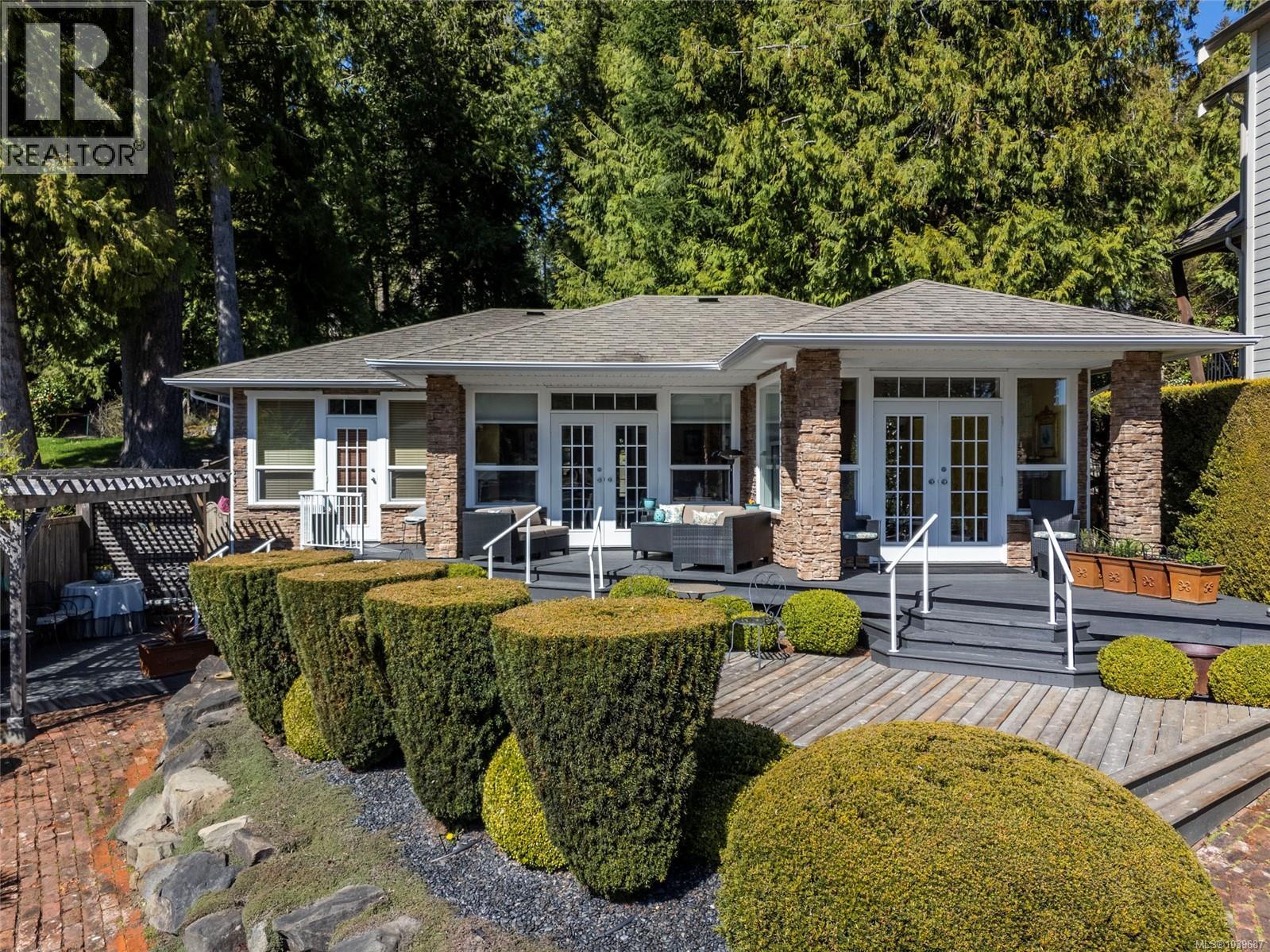 2308 Renfrew Rd - 2