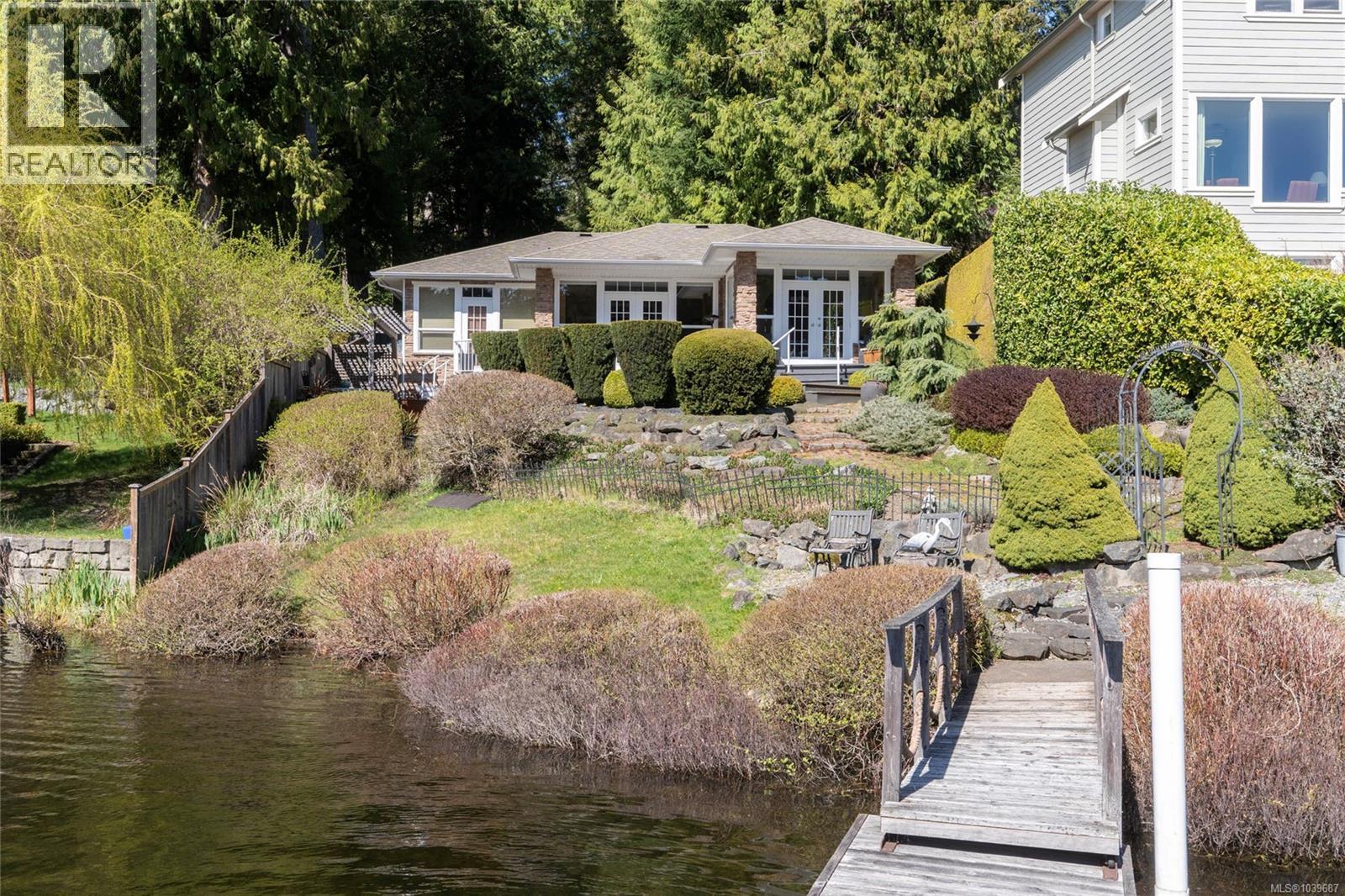 2308 Renfrew Rd - 3