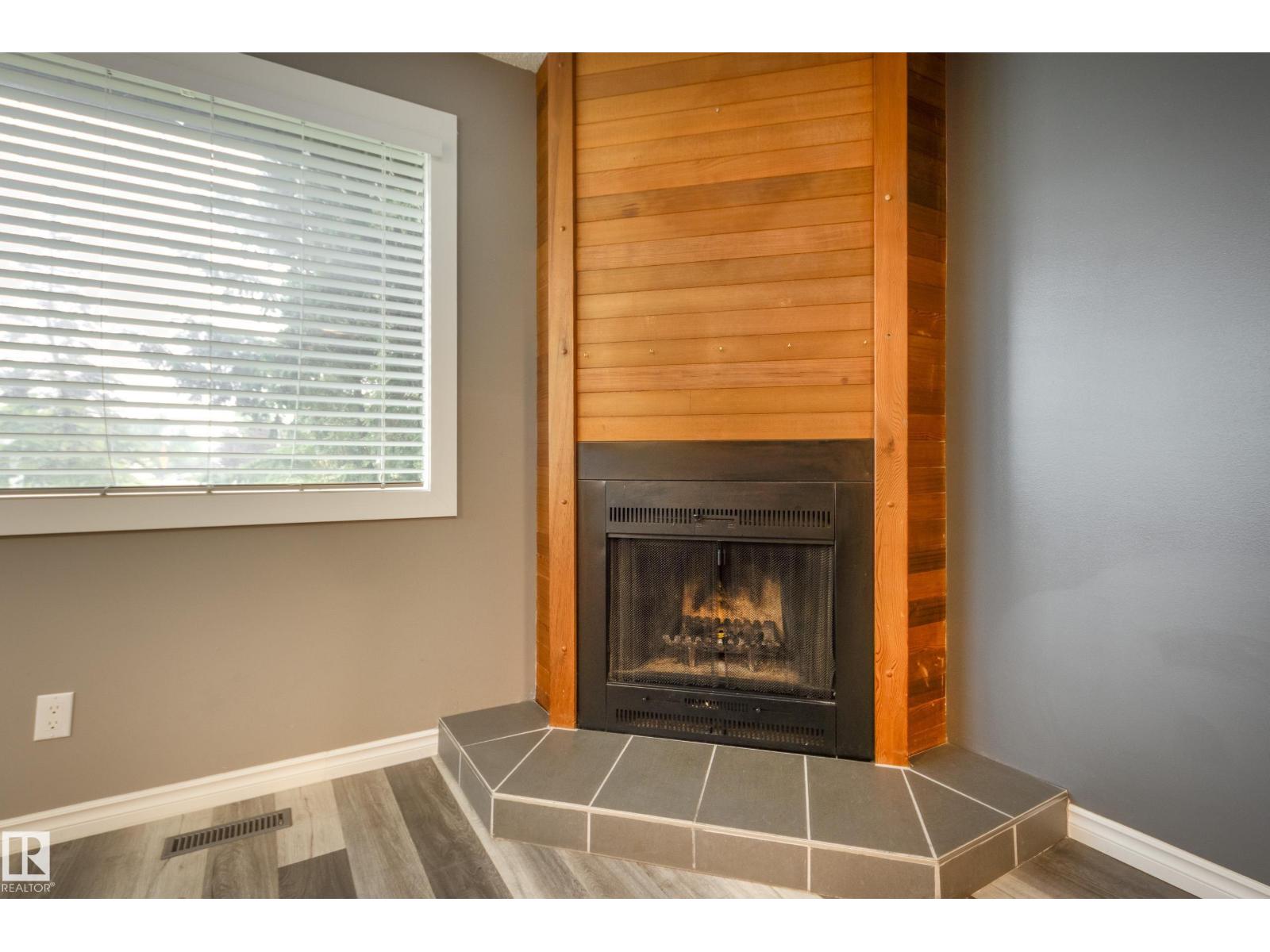 3526 42 AV NW - photo 4