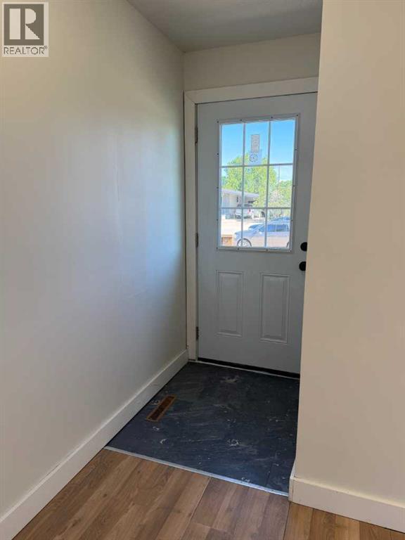 127 2 Avenue N - photo 2