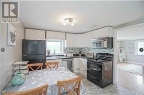 61 BRADLEY STREET - 11