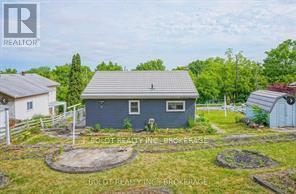 61 BRADLEY STREET - 19