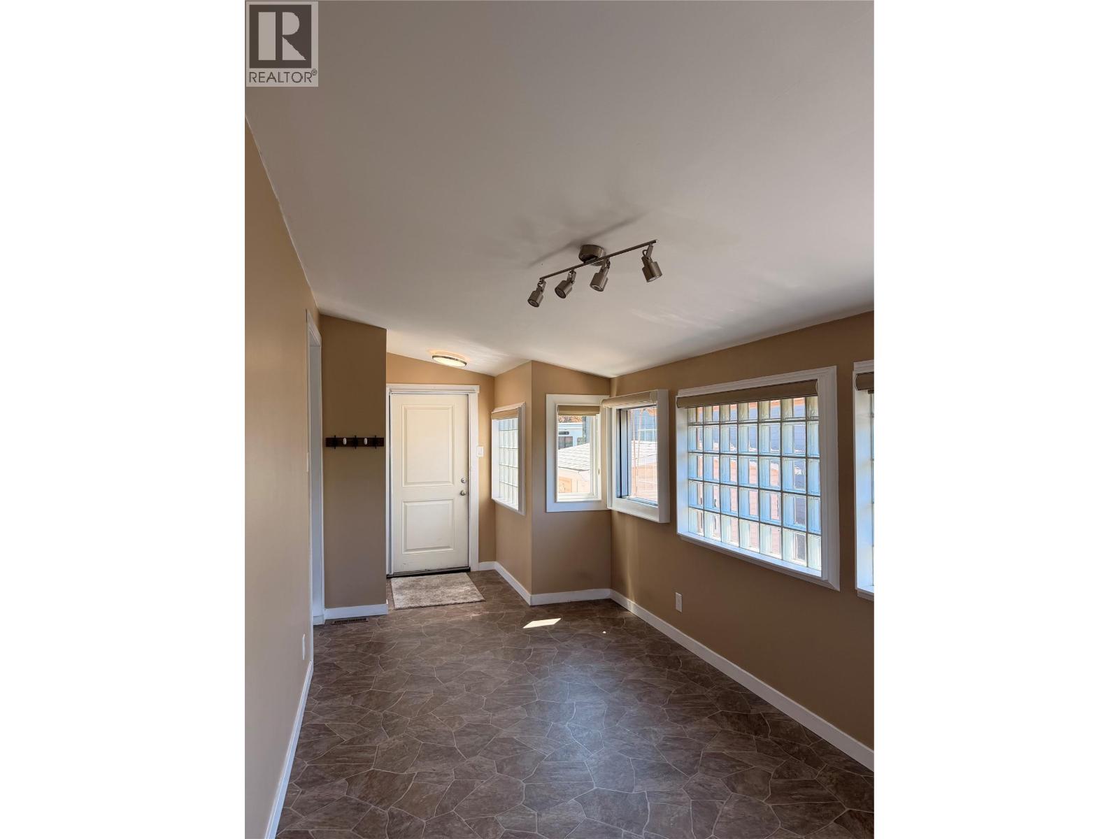 #164 8000 Highland Road - 9