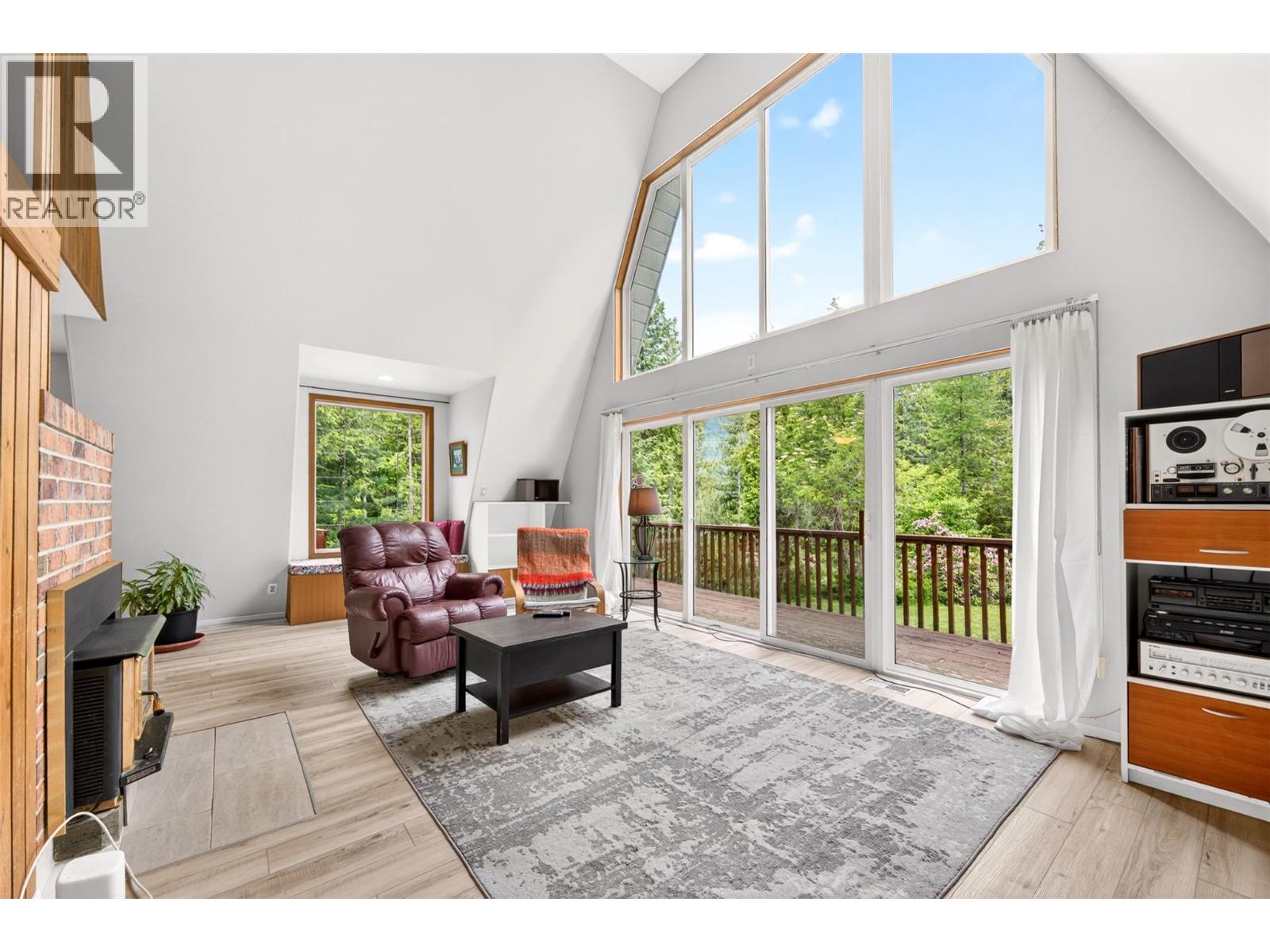 7346 Harrop Procter Road - 15