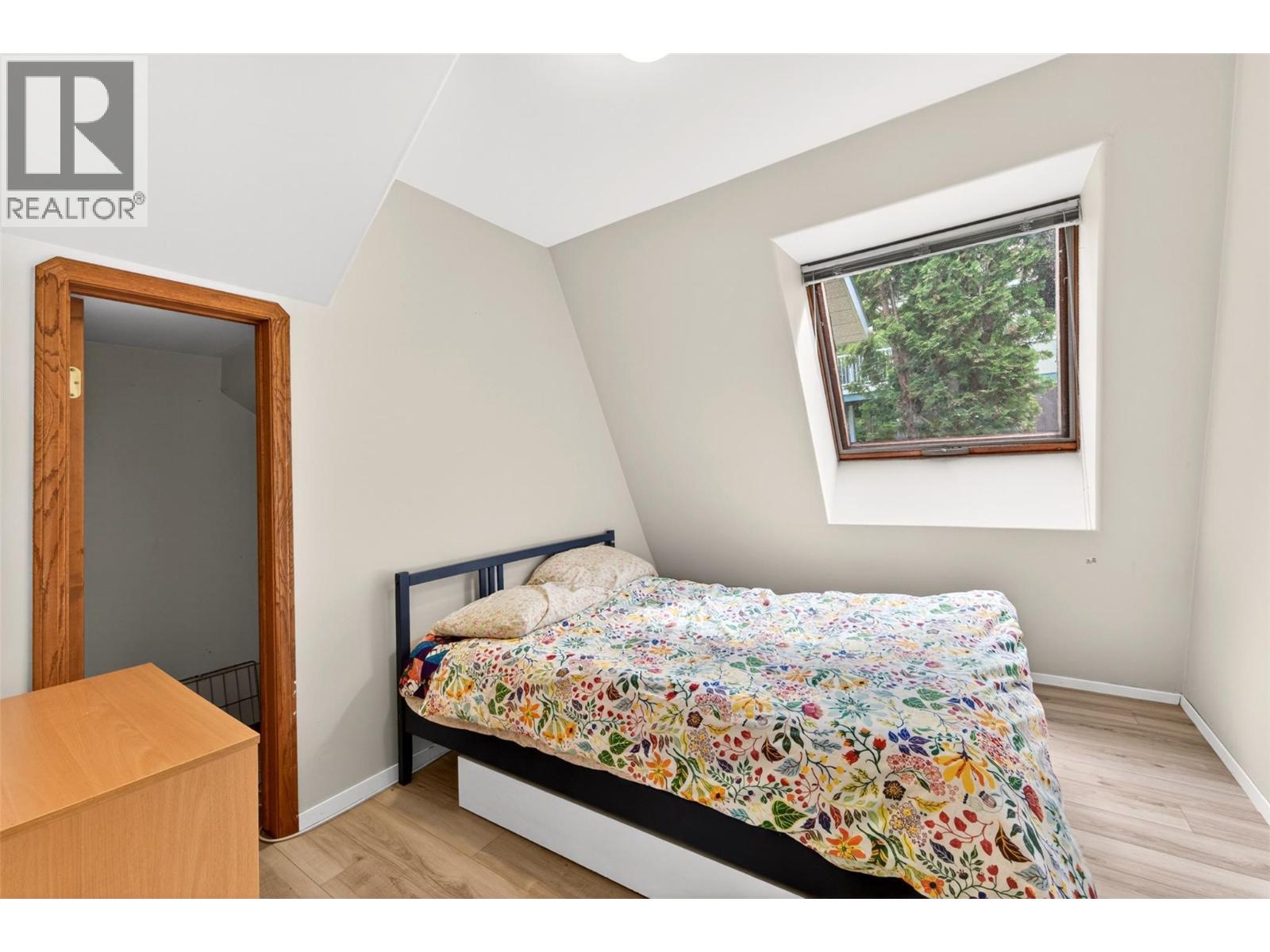 7346 Harrop Procter Road - 23