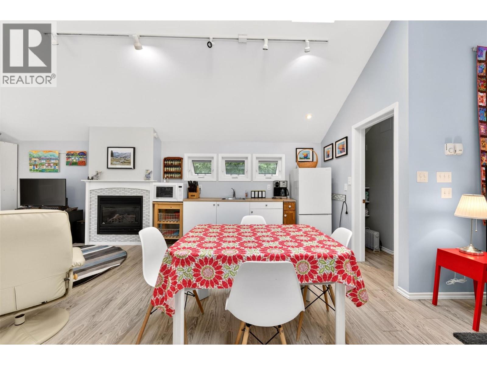 7346 Harrop Procter Road - 39