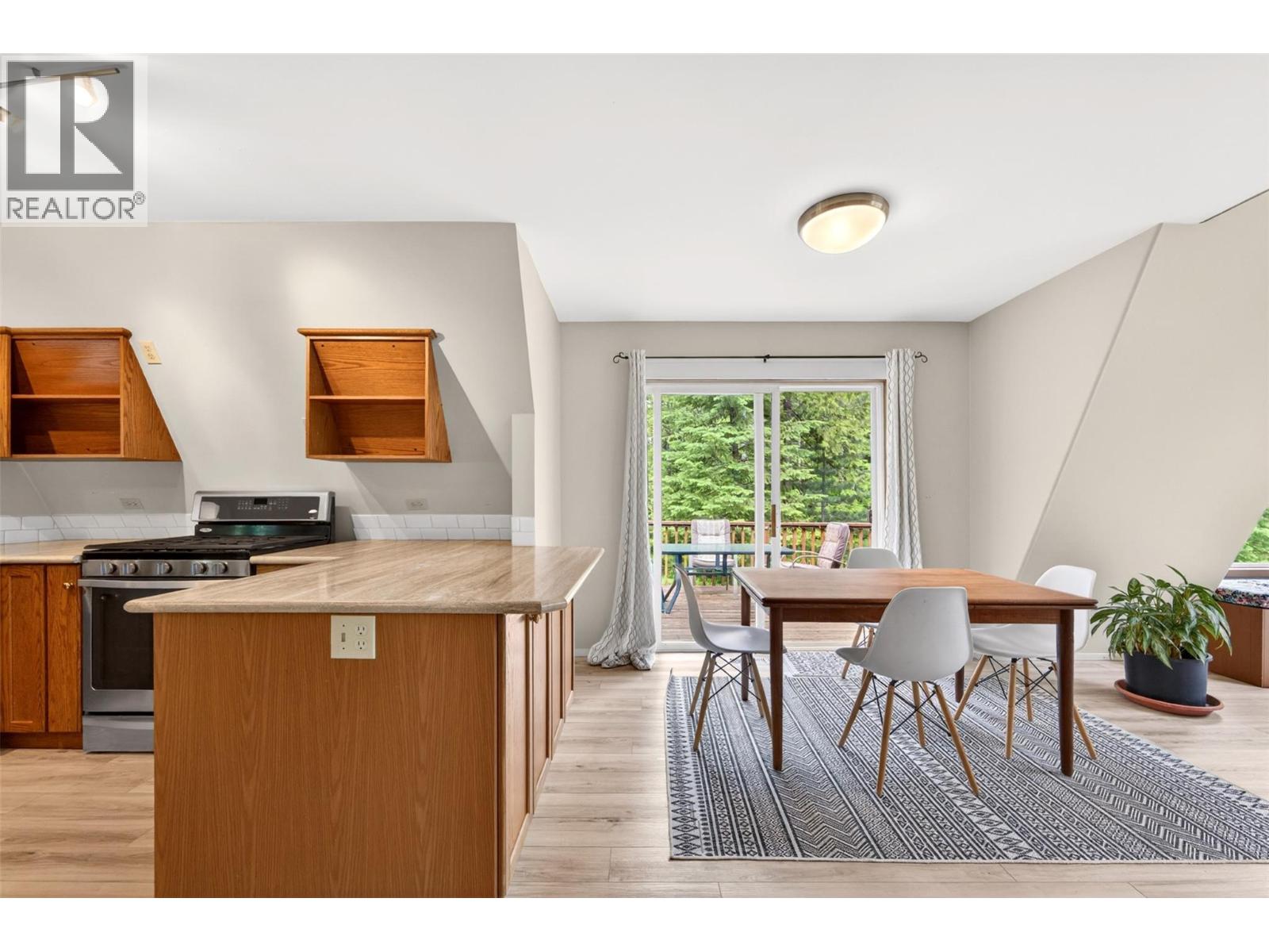 7346 Harrop Procter Road - 14