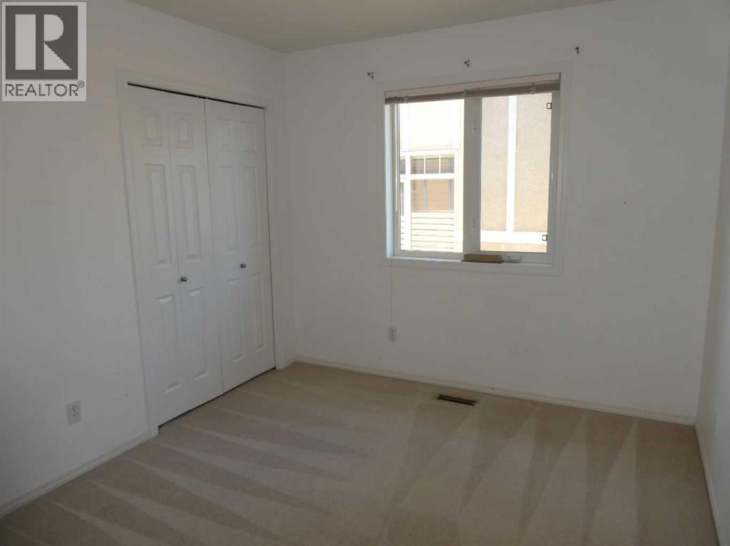 243 Fairmont Boulevard S — photo 9