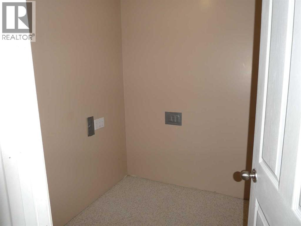 243 Fairmont Boulevard S — photo 16