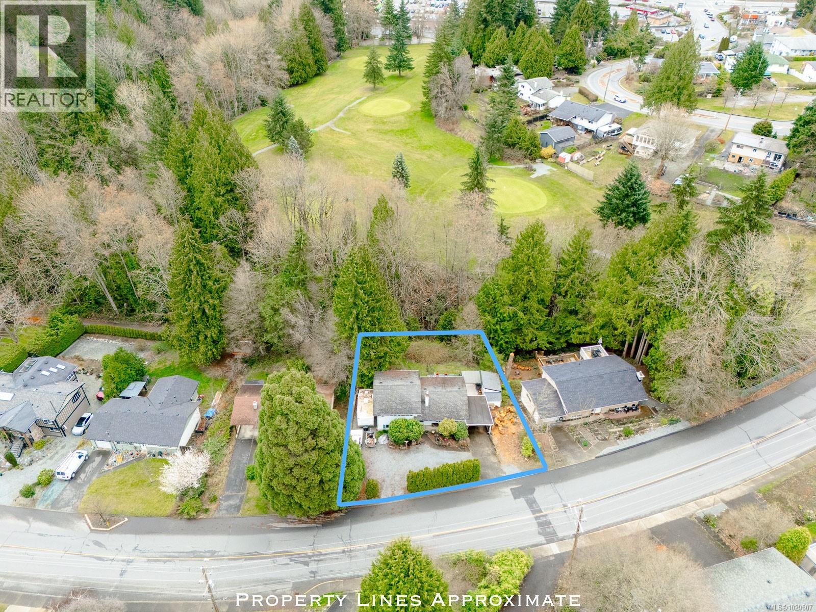 395 Dogwood Dr - 33