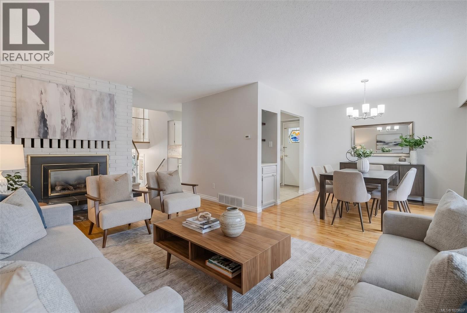 395 Dogwood Dr - 4