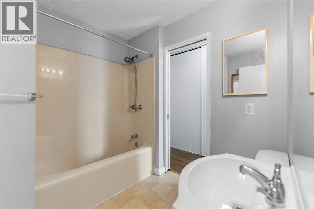 15 Erin Green Way SE — photo 21
