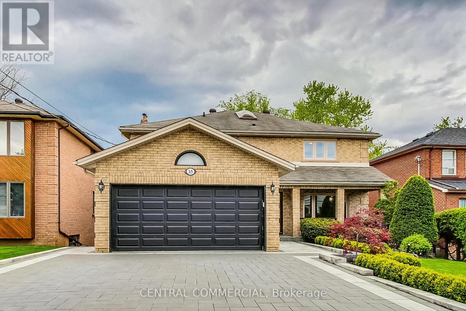 35 MACKAY DRIVE - 1