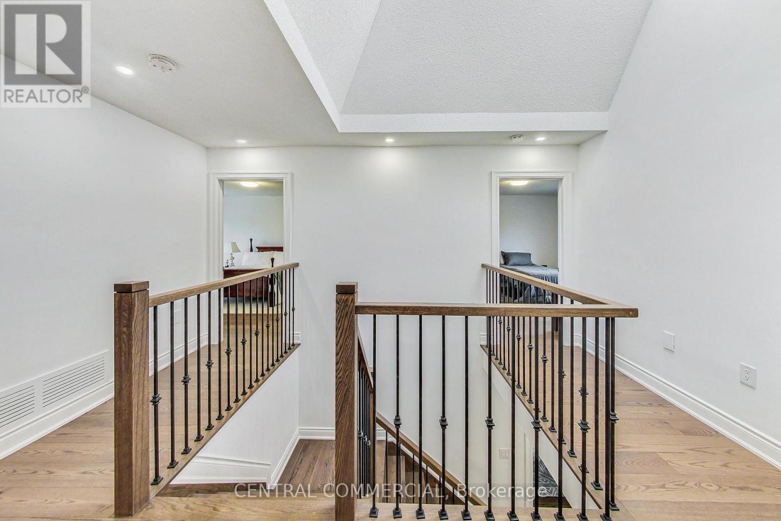 35 MACKAY DRIVE - 18