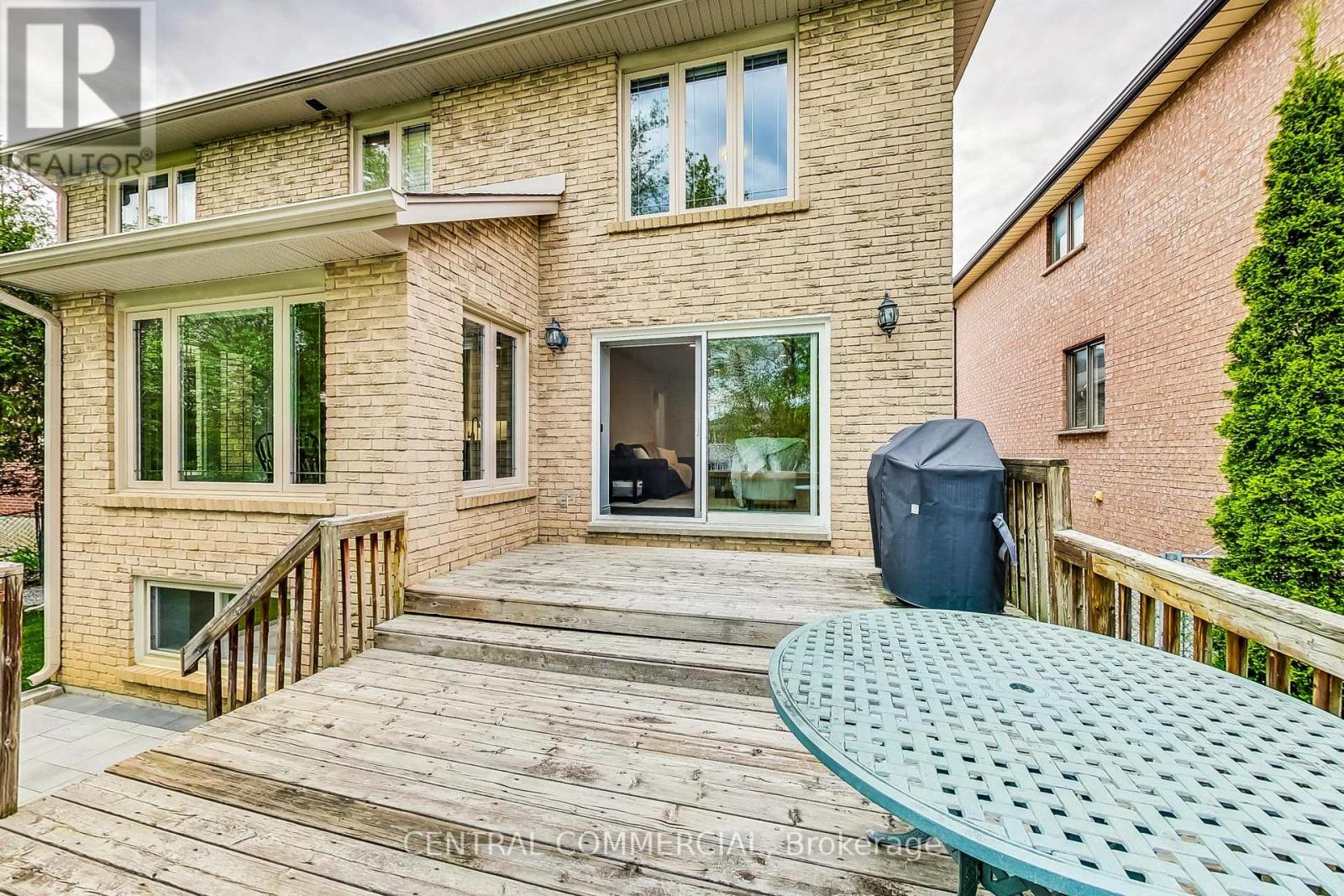 35 MACKAY DRIVE - 45