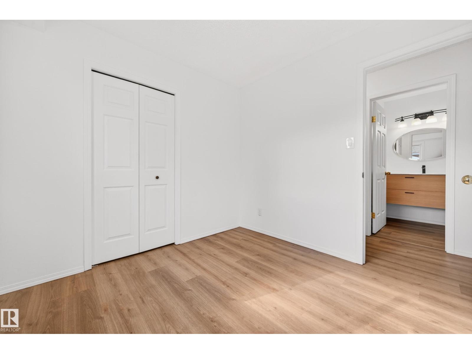 18956 78 AV NW - 28