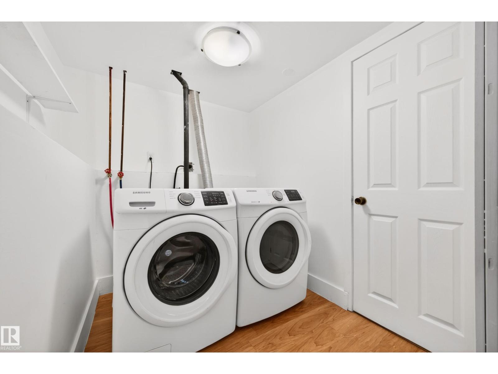 18956 78 AV NW - 39