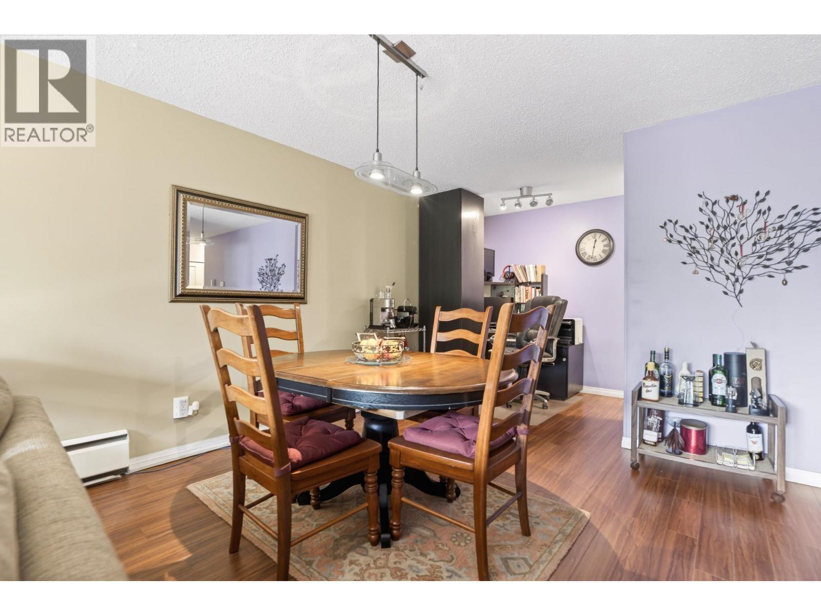 105 236 W 2ND STREET — main photo