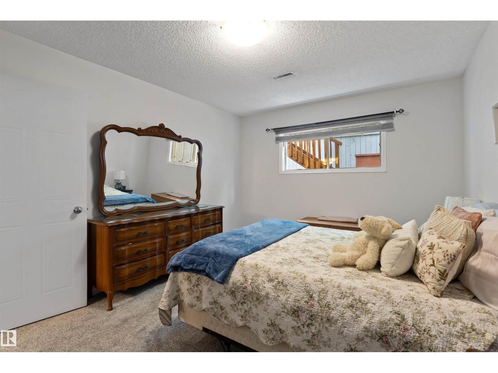 #23 35 GARDEN RD — photo 24