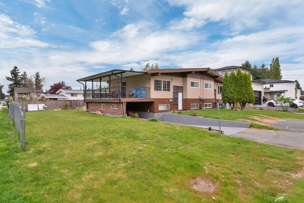 2211 BEAVER STREET, Abbotsford — photo 3