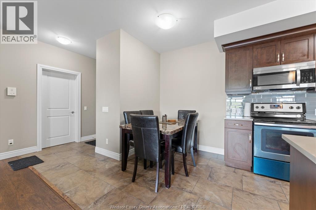 #312 8475 WYANDOTTE STREET East - 14