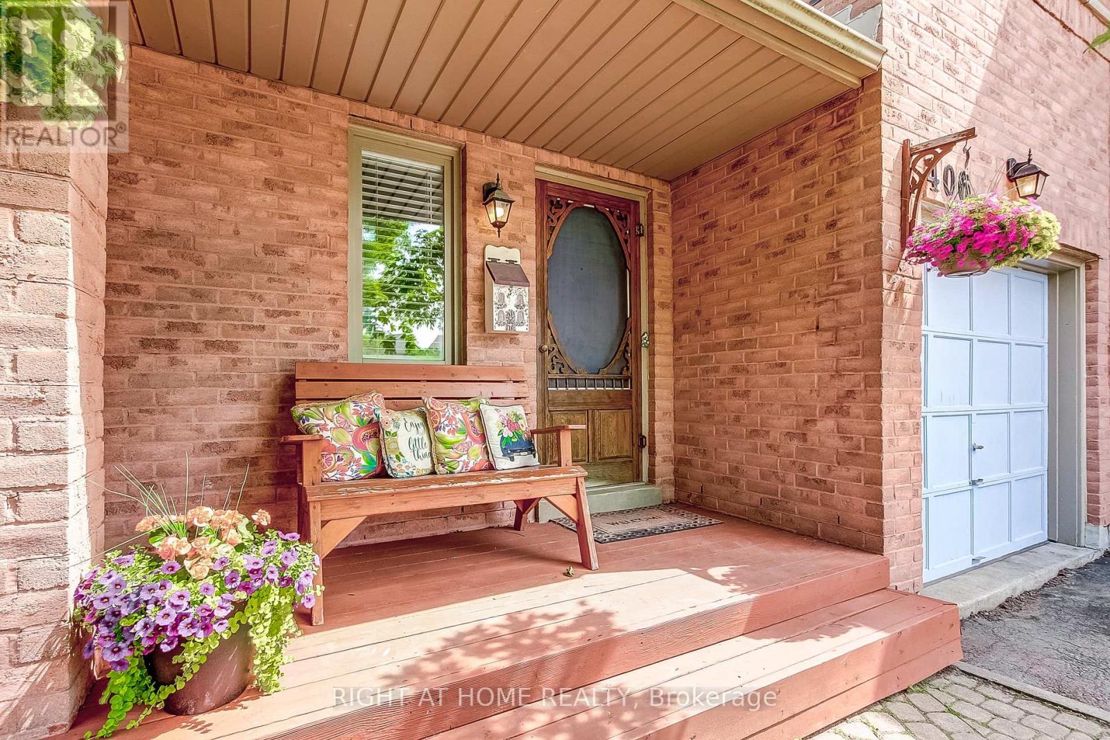 406 LEVANNA LANE - 2