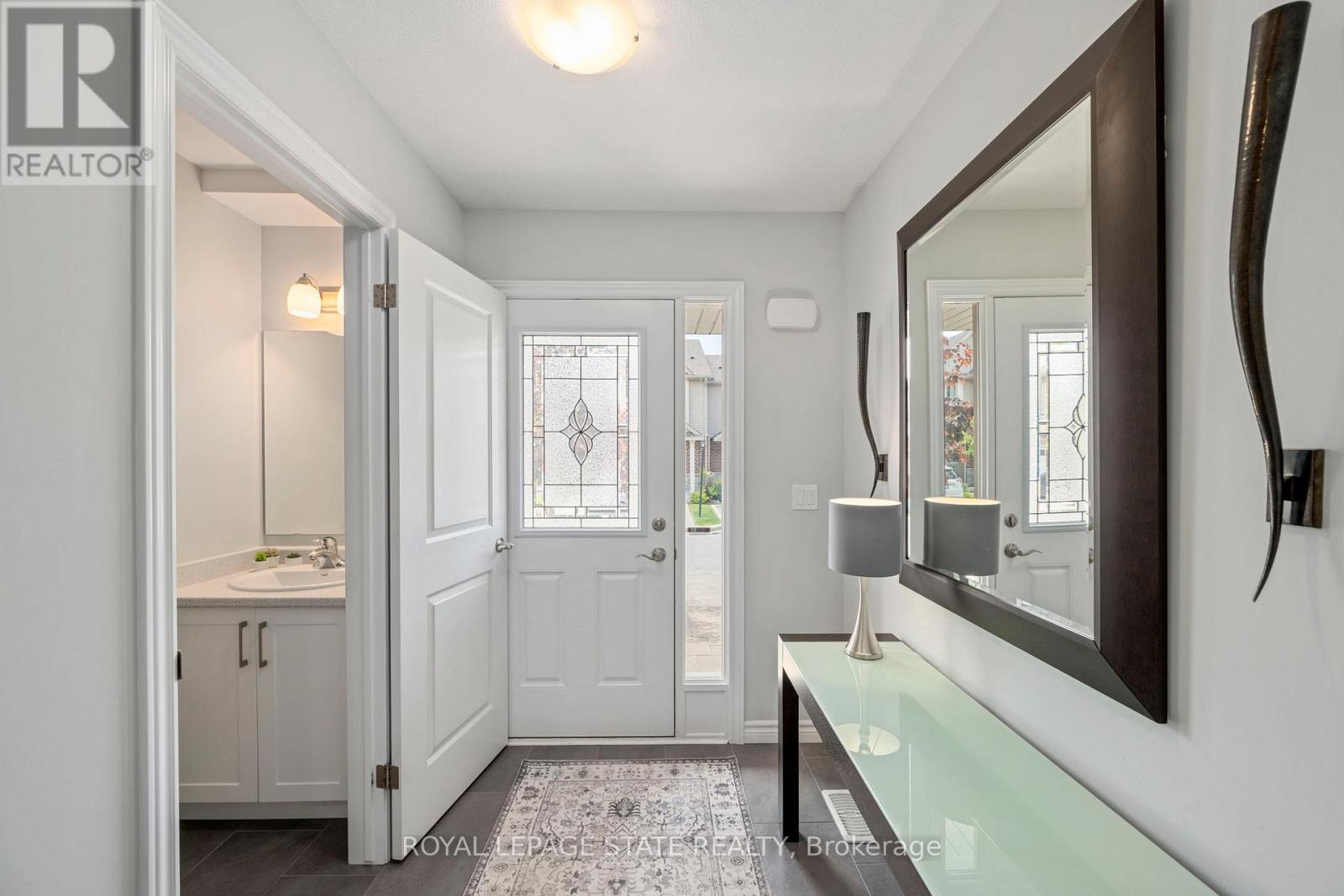 #149 1061 EAGLETRACE DRIVE - 5