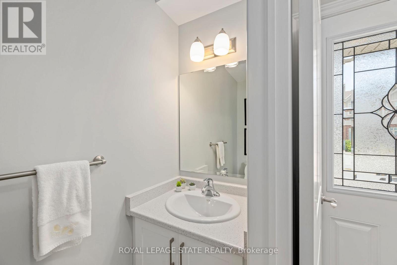 #149 1061 EAGLETRACE DRIVE - 6
