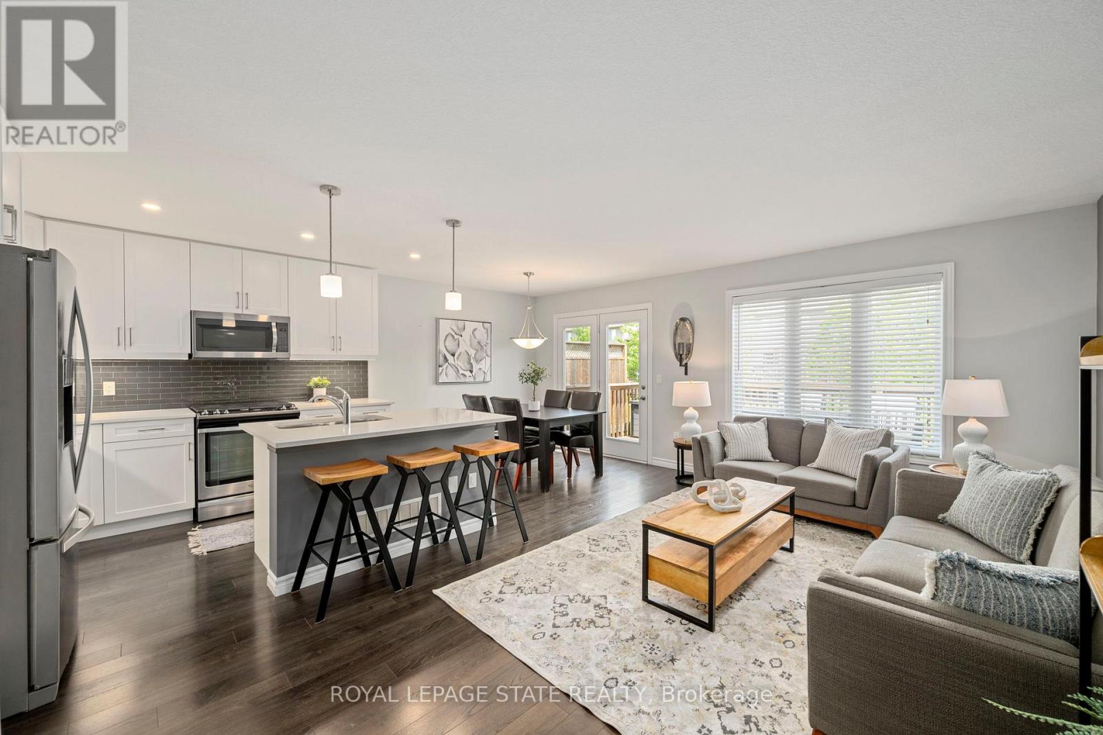 #149 1061 EAGLETRACE DRIVE - 13