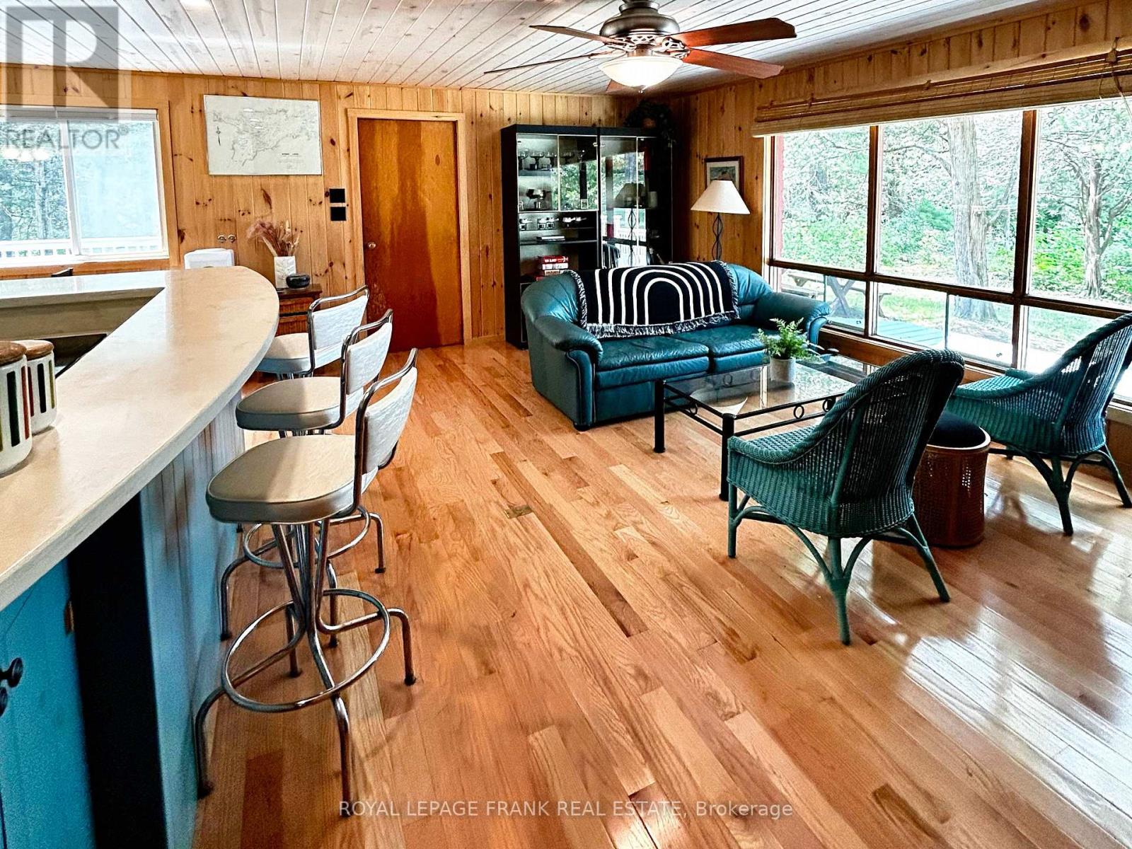 2295 STONY LAKE ISL 17 - 4