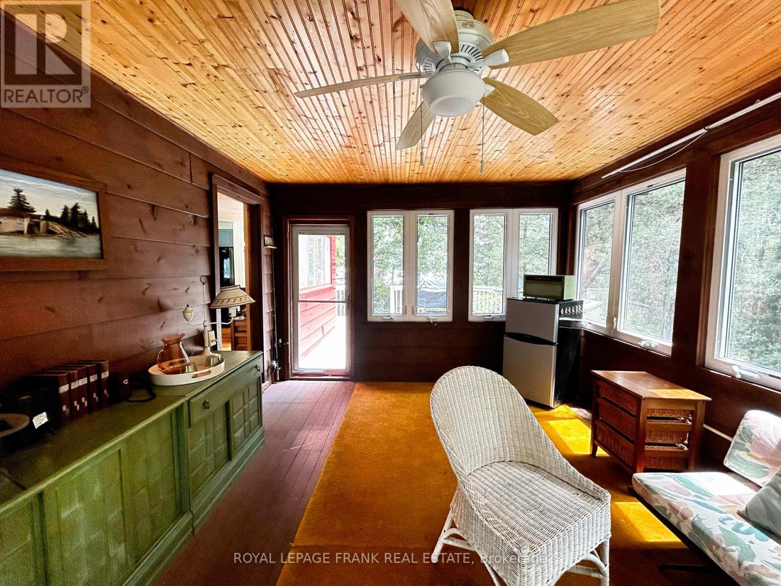 2295 STONY LAKE ISL 17 - 13