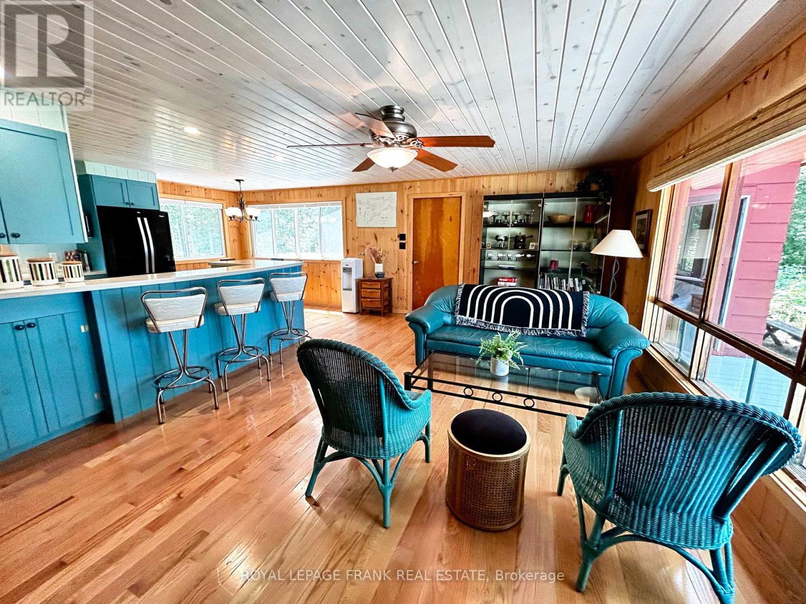 2295 STONY LAKE ISL 17 - 5