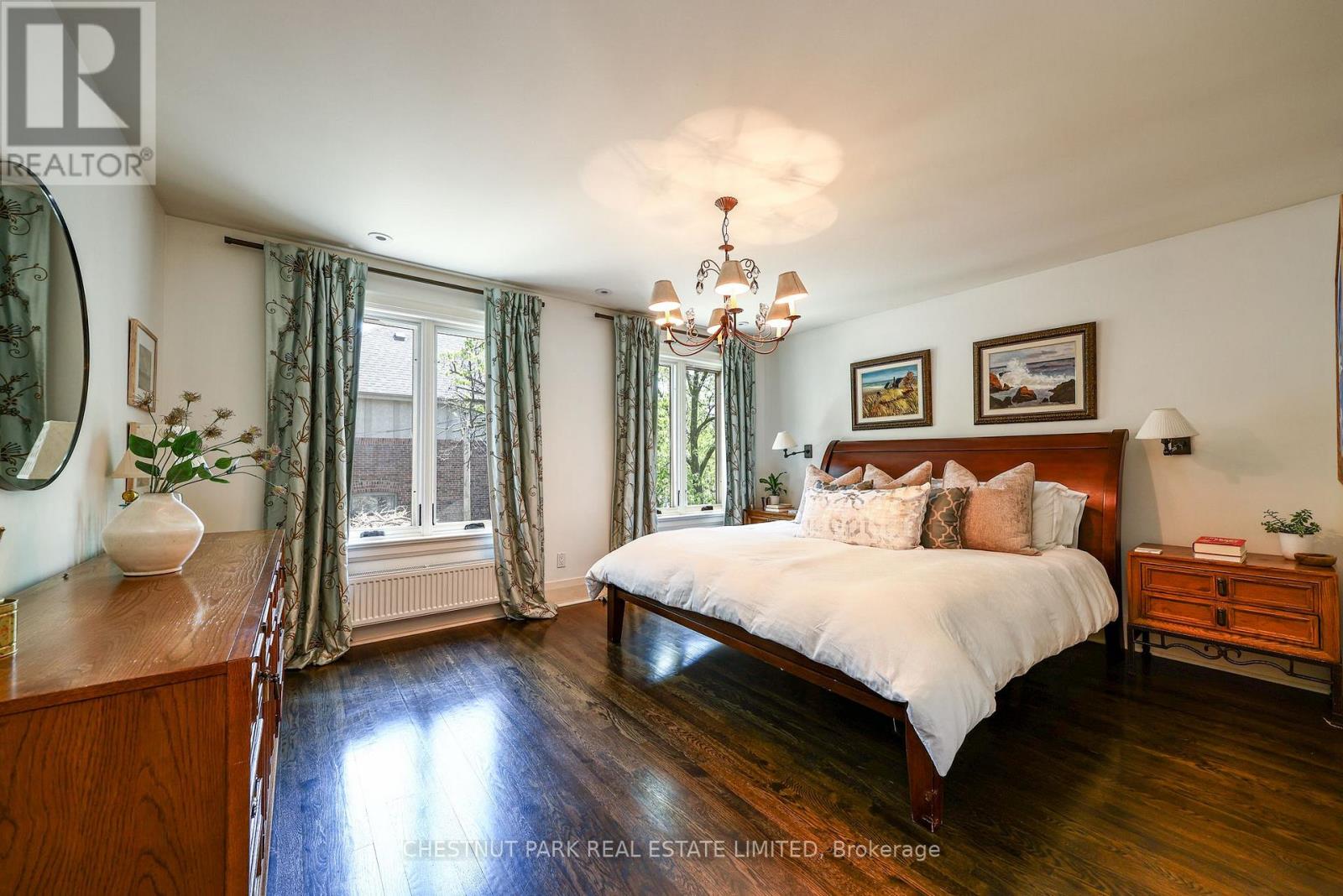 111 GLENVIEW AVENUE - 24