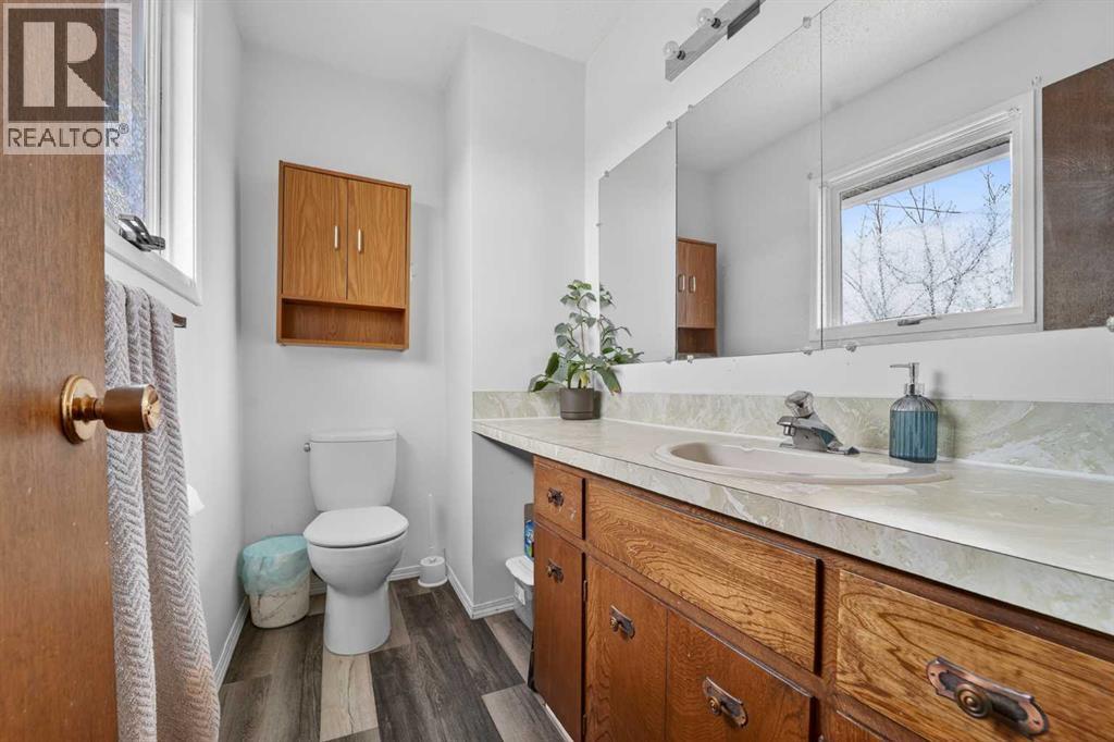943 East Avenue - 14