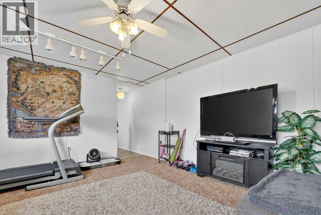 943 East Avenue - 36
