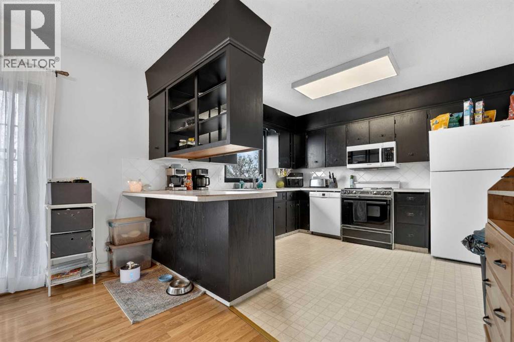 943 East Avenue - 5