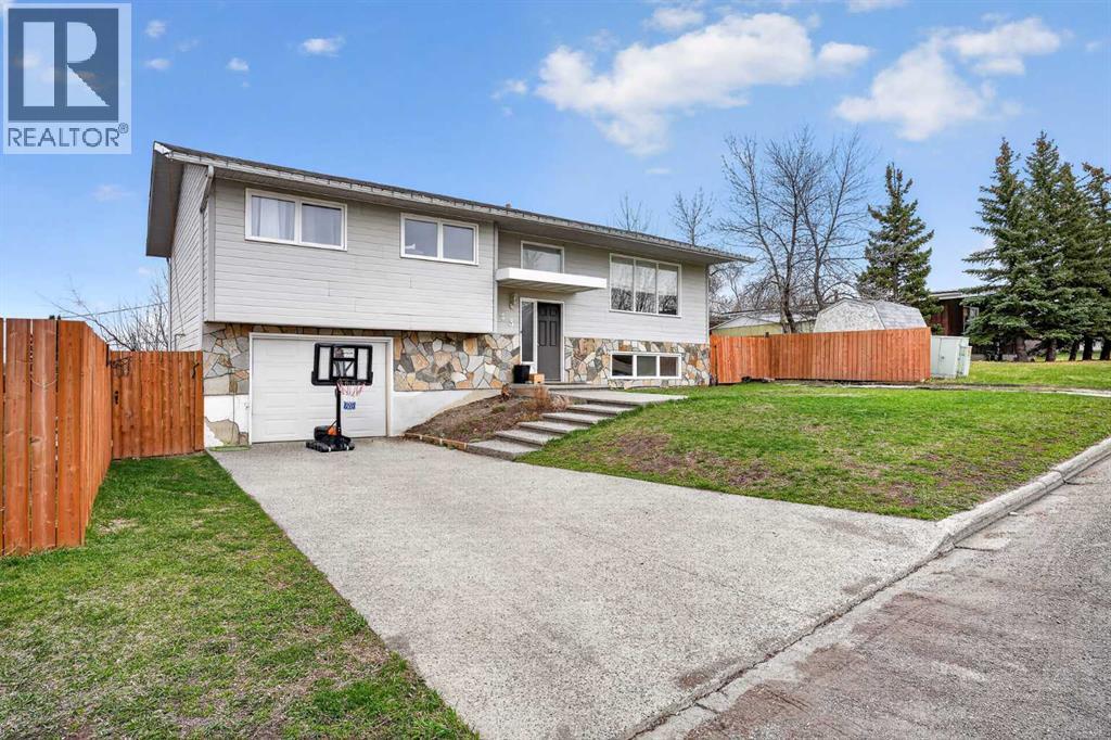 943 East Avenue - 44