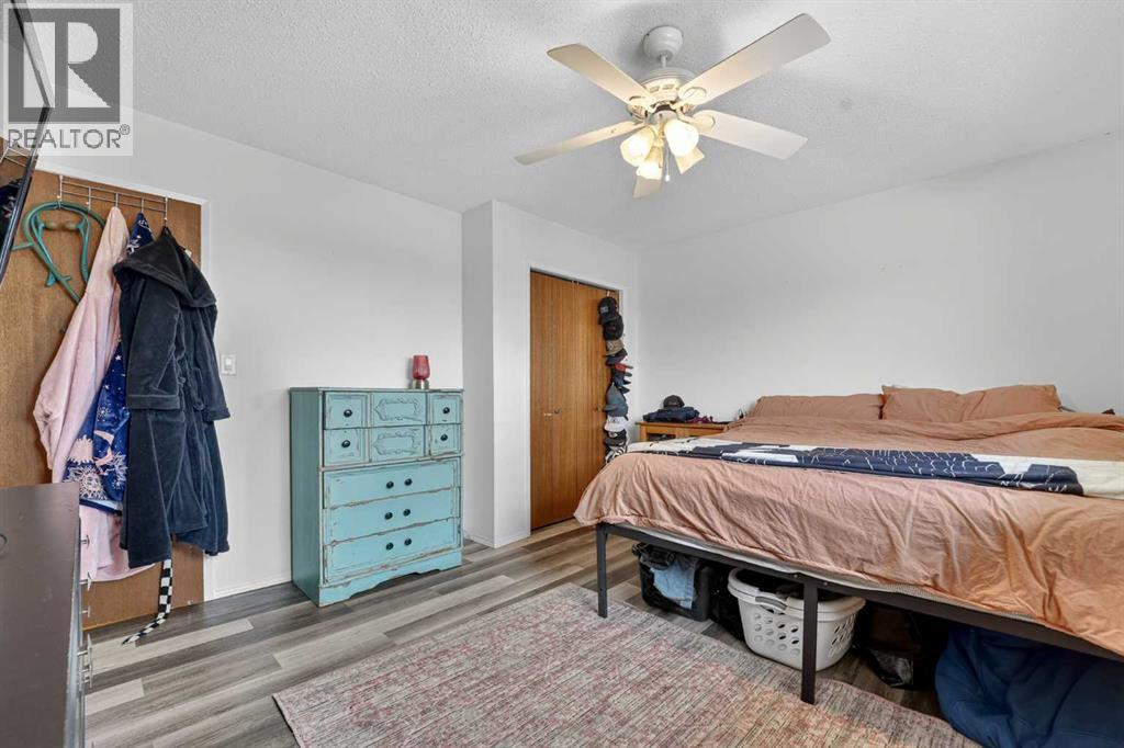 943 East Avenue - 19