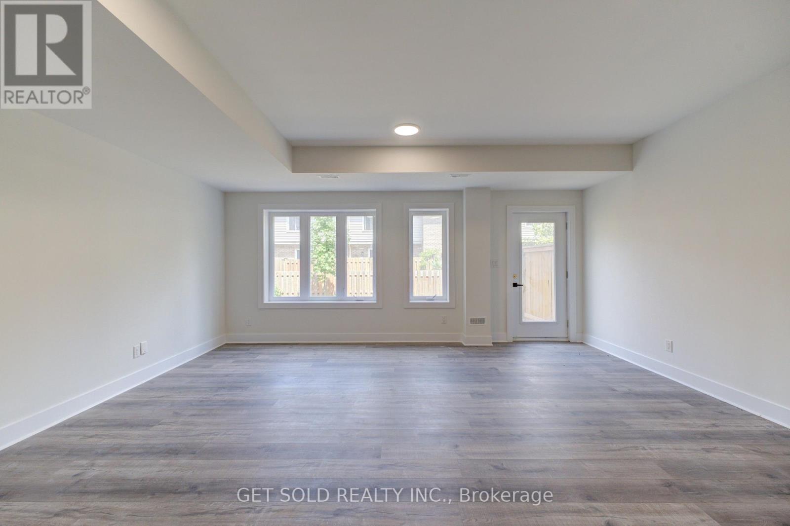 #3 6701 THOROLD STONE ROAD - 22