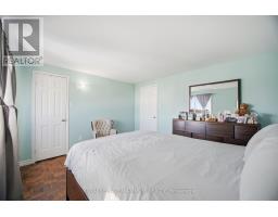 7493 Bybrook Drive, Mississauga, ON L4T3R4 Photo 12