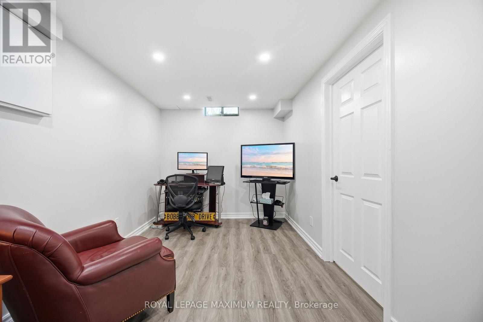 7493 BYBROOK DRIVE - Image 18
