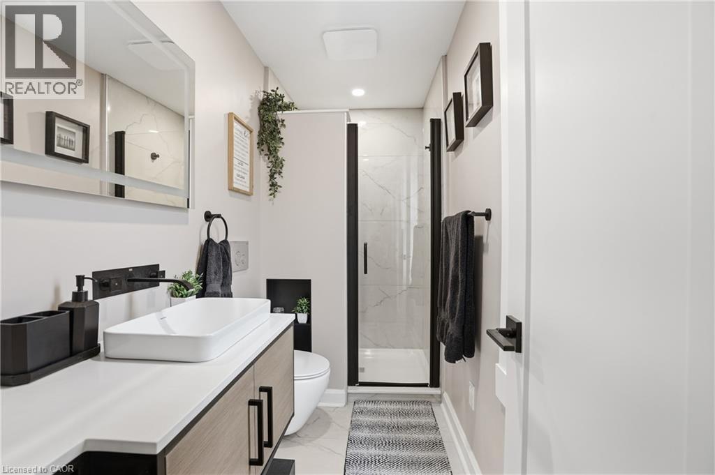 632 STEELE Street - 14