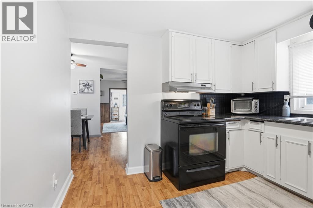 632 STEELE Street - 13