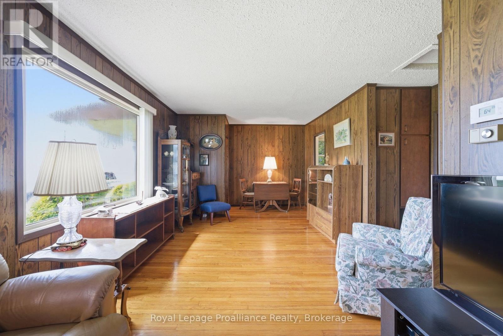 478 MONK STREET - 11